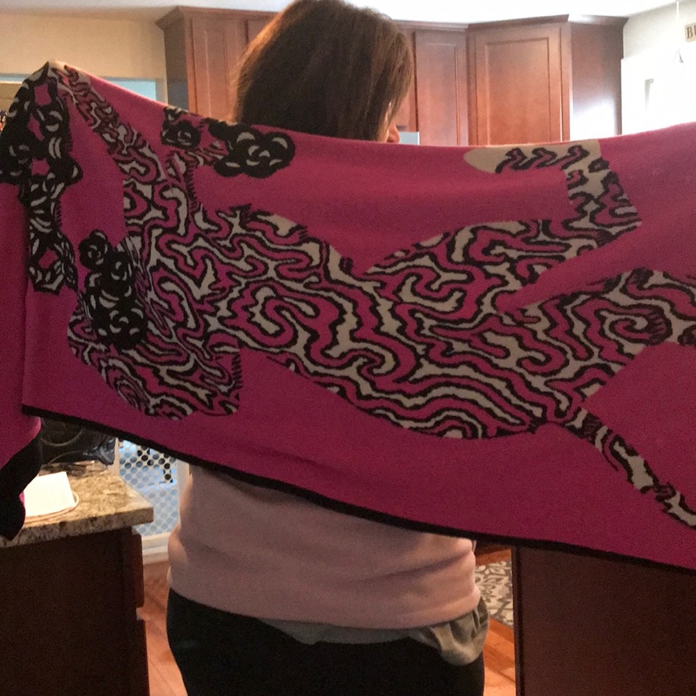 Carlisle New York thick and soft winter scarf